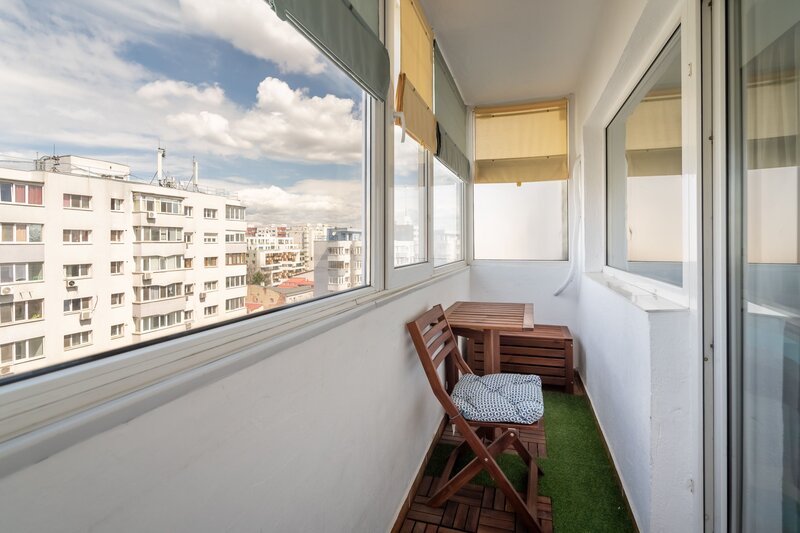 Banu Manta 18, adiacent Piata Victoriei, comision 0%.