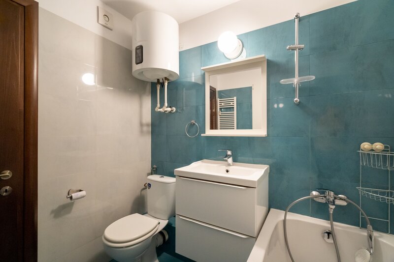 Banu Manta 18, adiacent Piata Victoriei, comision 0%.